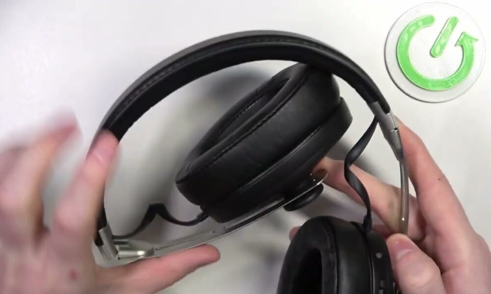 How to Turn Off Sennheiser Momentum True Wireless 3